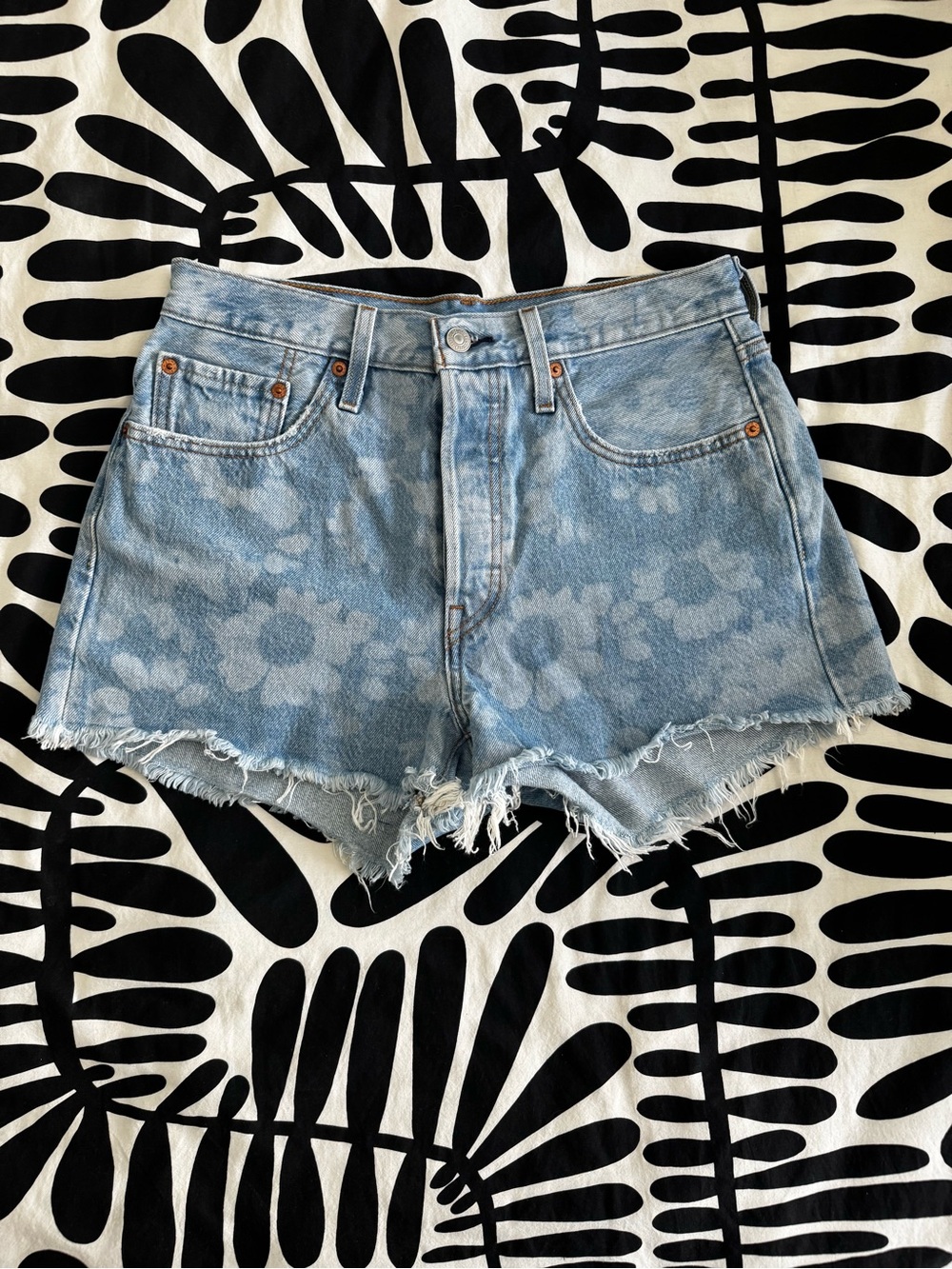 Levi’s Shorts | 501 Classic Denim Shorts with Floral Print - Picture 3 of 6